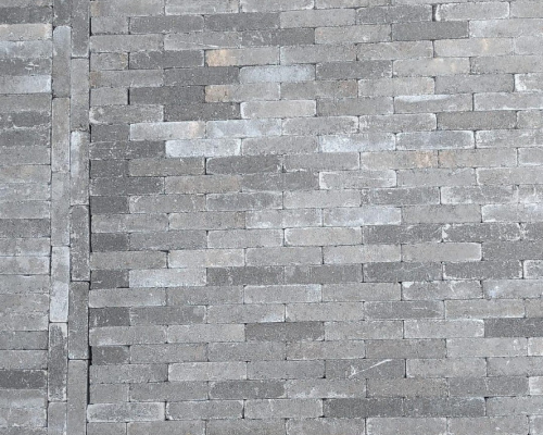 Getrommelde betonklinkers antraciet waalformaat 20x5x7,3cm.